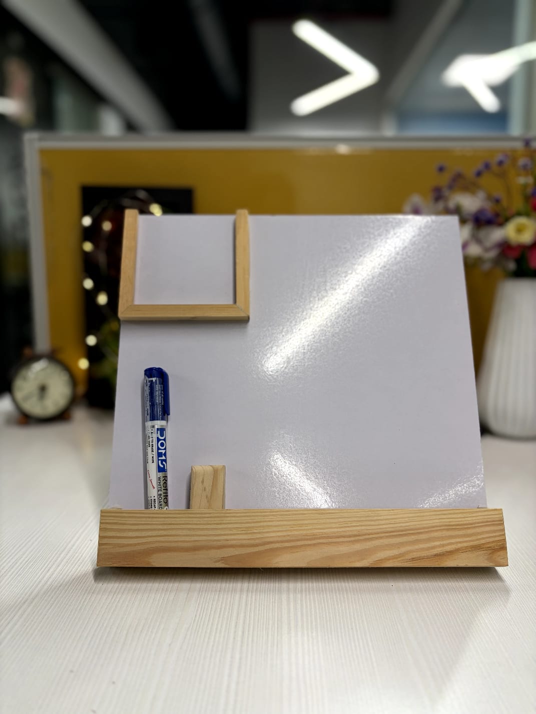 PLANIX – Multi-Utility Photo & Memo Board