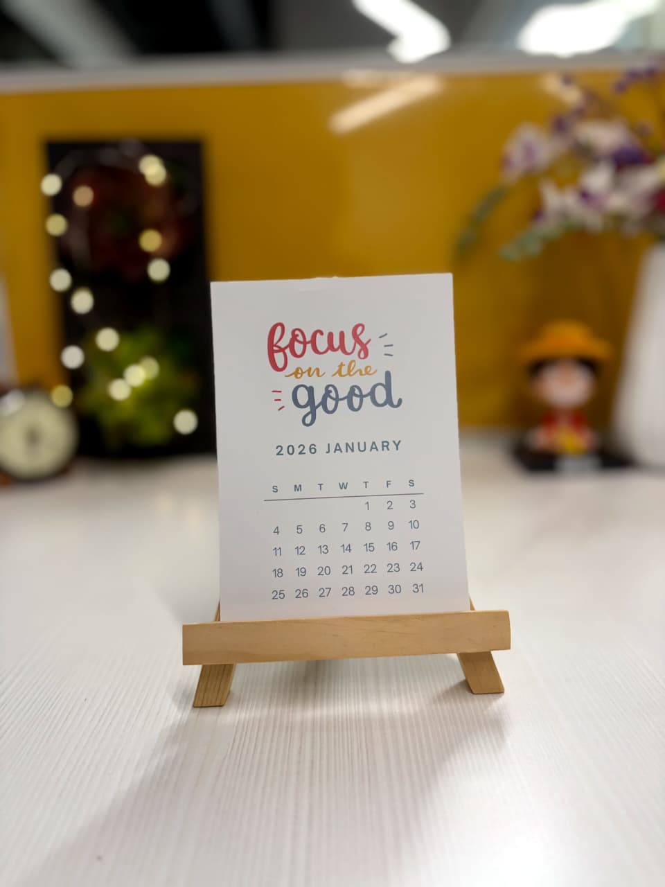 EASELON – Wooden Calendar Display Stand