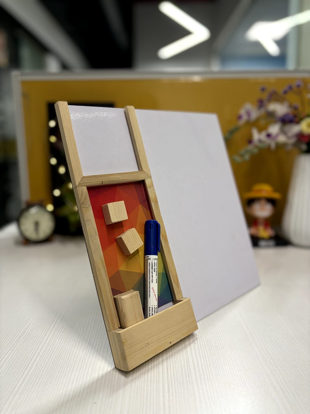 MEMORA – Multi-Utility Memo Board